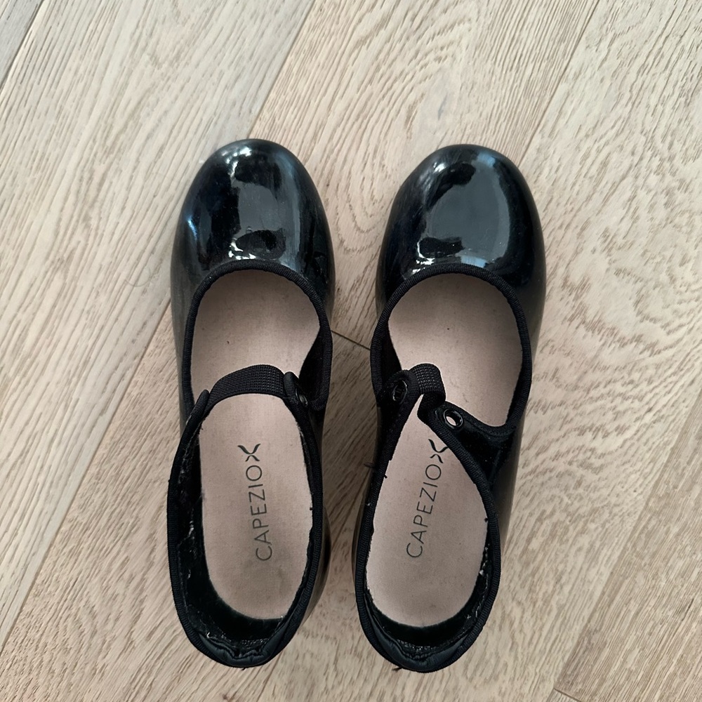 Capezio Tap Shoes size 1